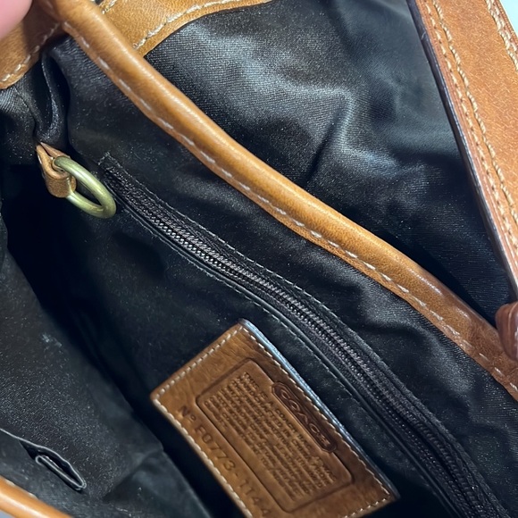 Coach signature Jacquard Shoulder Bag - Picture 9 of 9